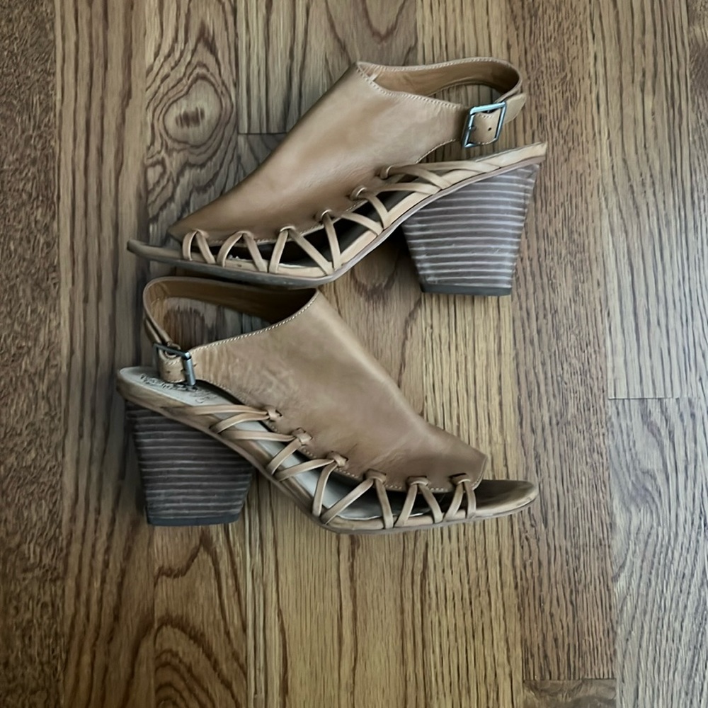 Vince Camuto Leather Sandals